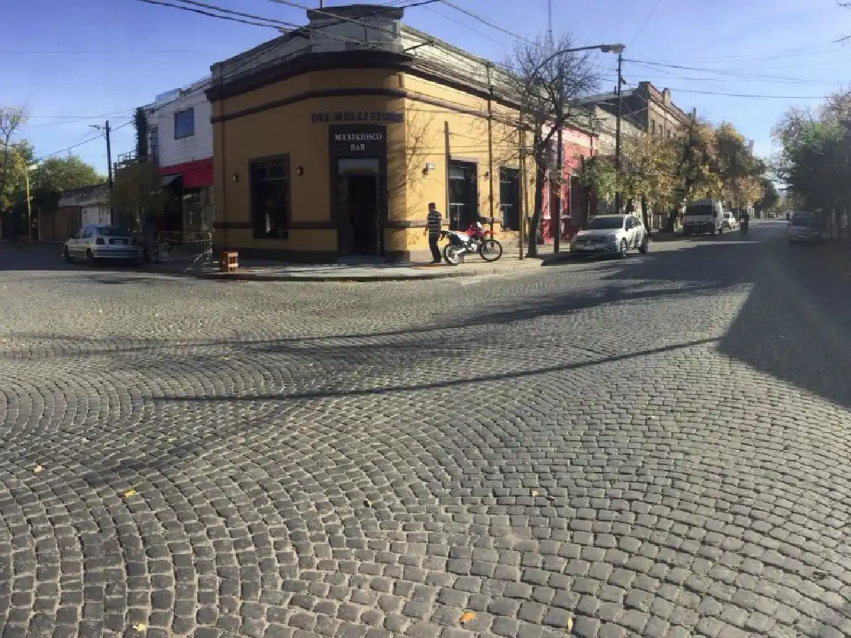 Clausuraron otro bar por venta y consumo de alcohol de menores