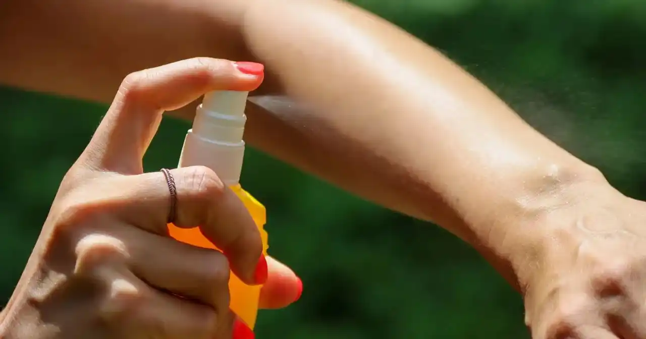 En medio del alerta por dengue, la ANMAT prohibió la comercialización de una marca de repelente