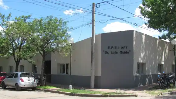 La Escuela “Dr. Luis Guido” prepara una Peña de Carnaval con arte, música y colaboración comunitaria