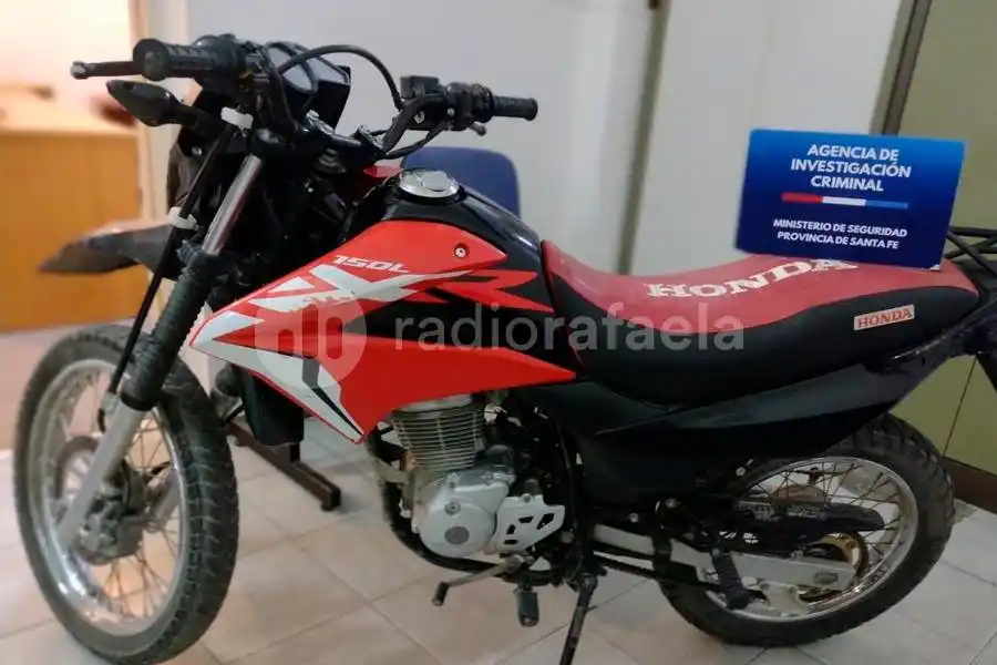 Recuperan en Rafaela una Honda XR que había sido robada a principio de año en Sunchales