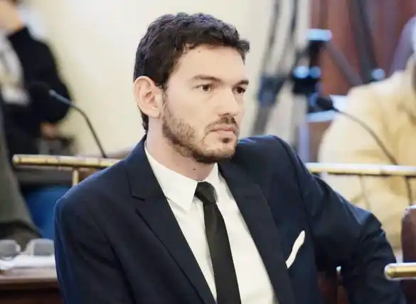 La UCA confirmó que Gainza mintió sobre su título de abogado