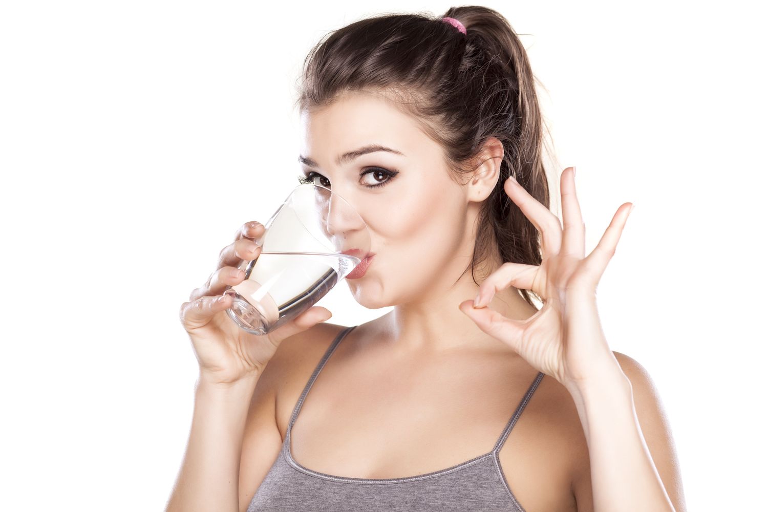 Beneficios de tomar agua