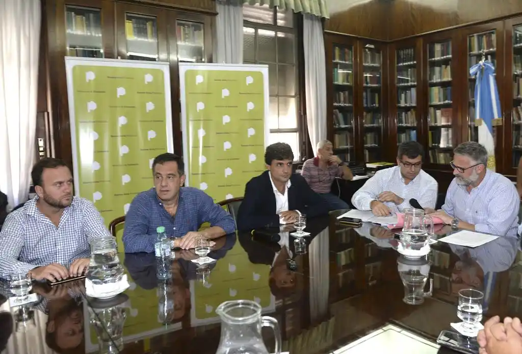 Los gremios docentes ratificaron las medidas de fuerza