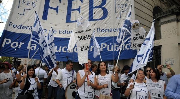 La Provincia convocó a los gremios docentes a una nueva cita paritaria el próximo viernes