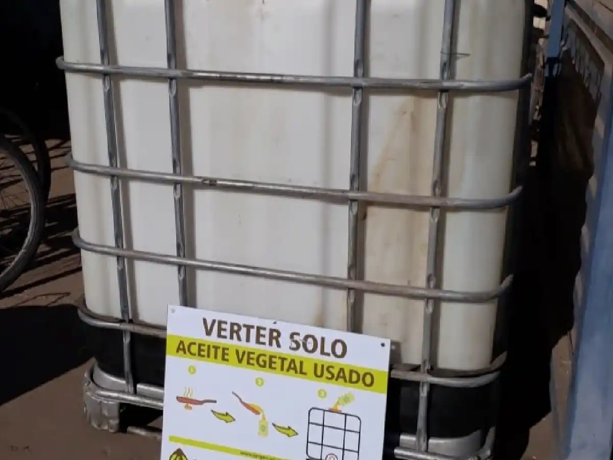 Freyre sustentable: recolectan aceite vegetal usado para transformar en biodiesel       