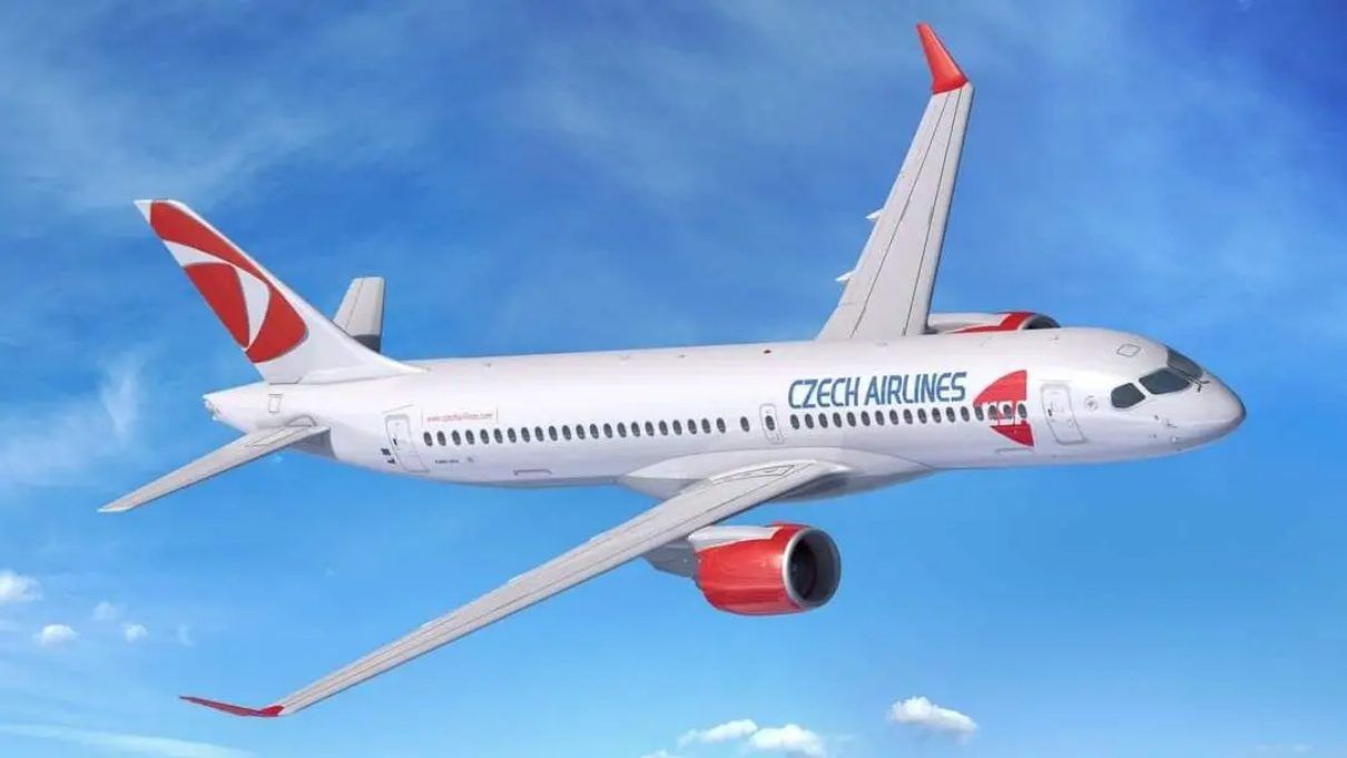 Smartwings recibió su primer Airbus A220-300 con los colores de la desaparecida Czech Airlines