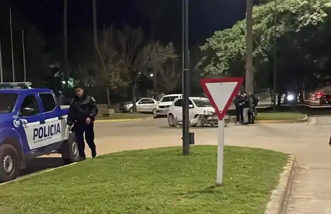 El hecho ocurrió anoche en 9 de Julio y Malvinas Argentinas.