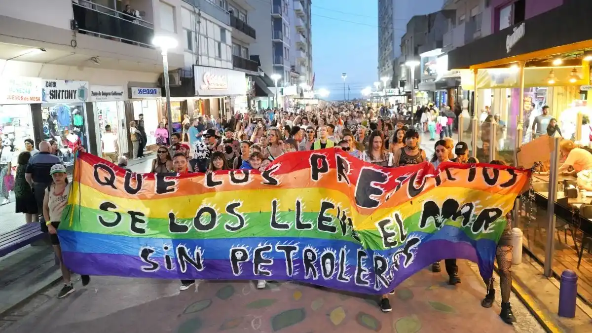 Marcha del Orgullo en Necochea