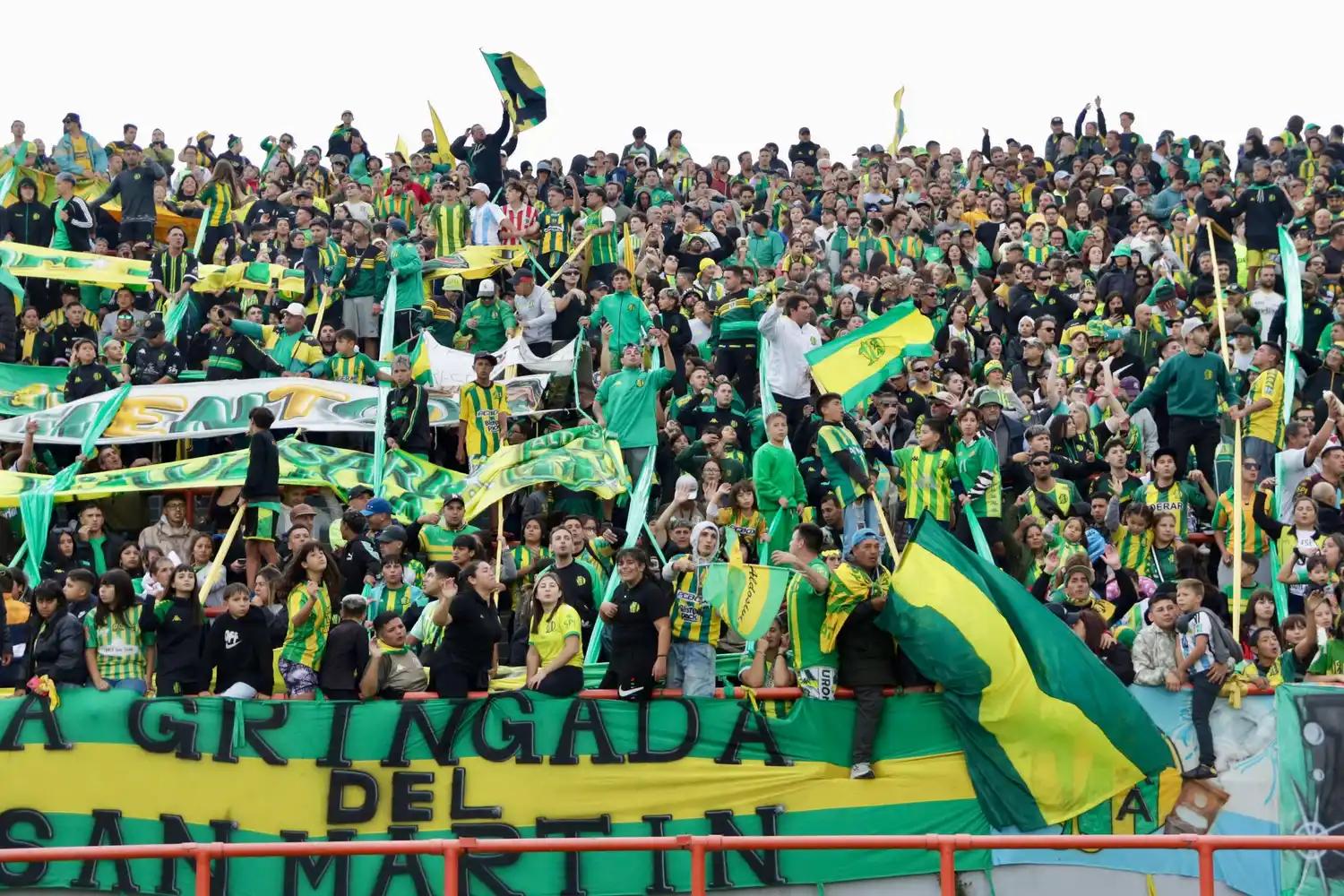 El clásico ya tiene formaciones confirmadas.