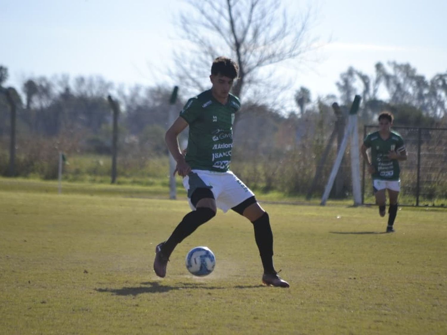 Liga Regional: juegan Sportivo y Crecer
