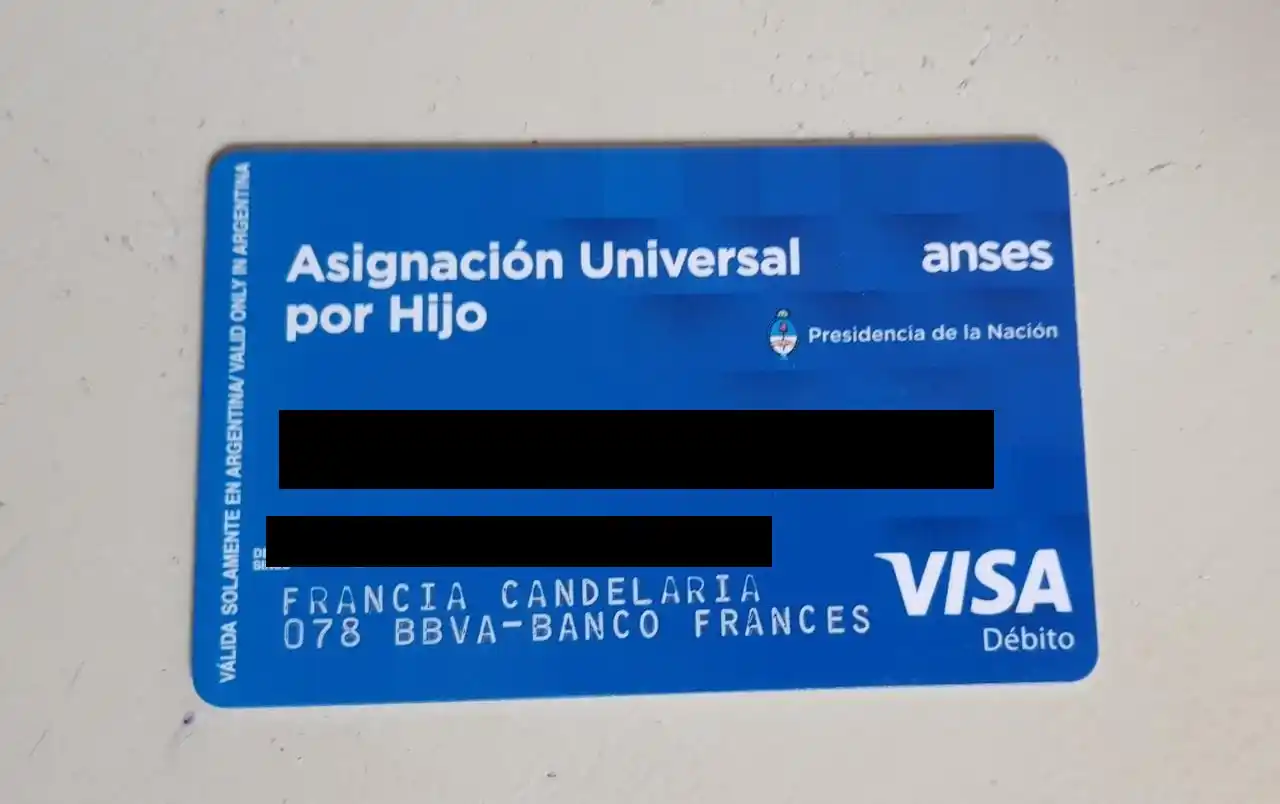 Encontraron tarjeta de AUH