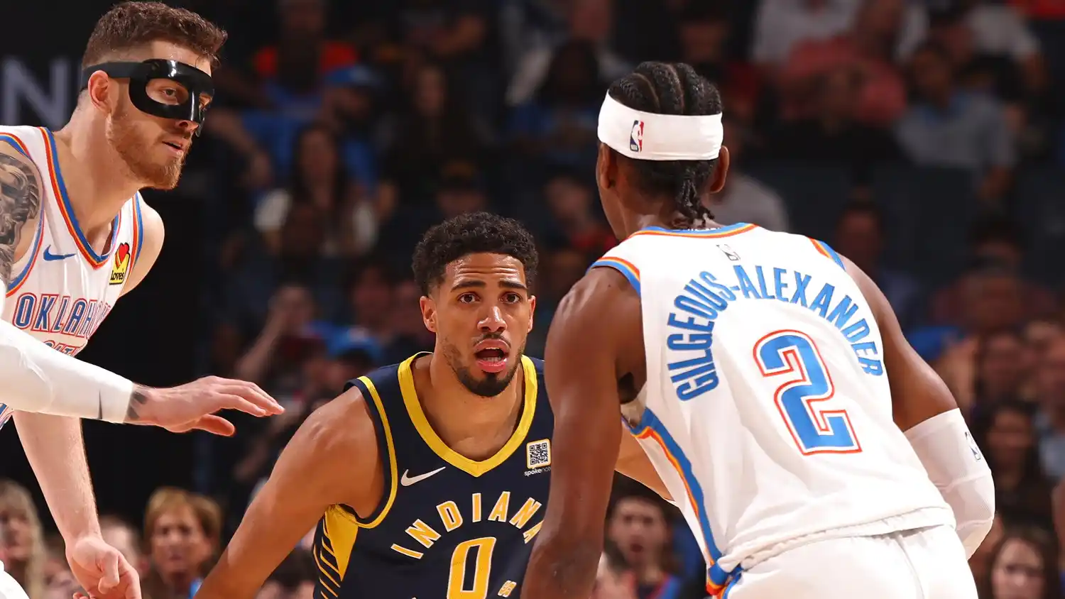 Shai Gilgeous-Alexander (2) y Tyrese Haliburton (0). Figuras de las Finales de la NBA