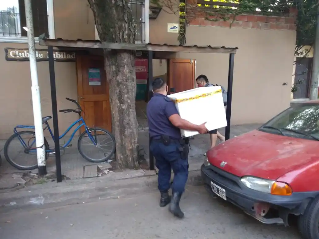 Vacunación contra el coronavirus: llegaron 1350 dosis de Sinopharm al Club de Jubilados y 900 al Hospital