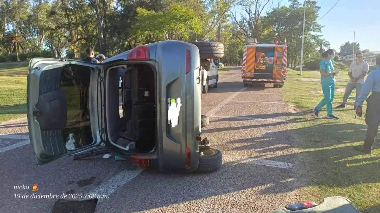 Vuelco en el Parque Quintana