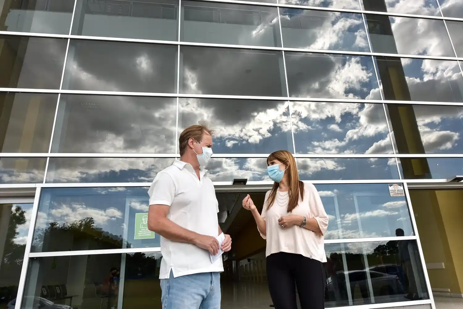 La provincia aún no estableció como aplicarán el DNU que dictó ayer el presidente