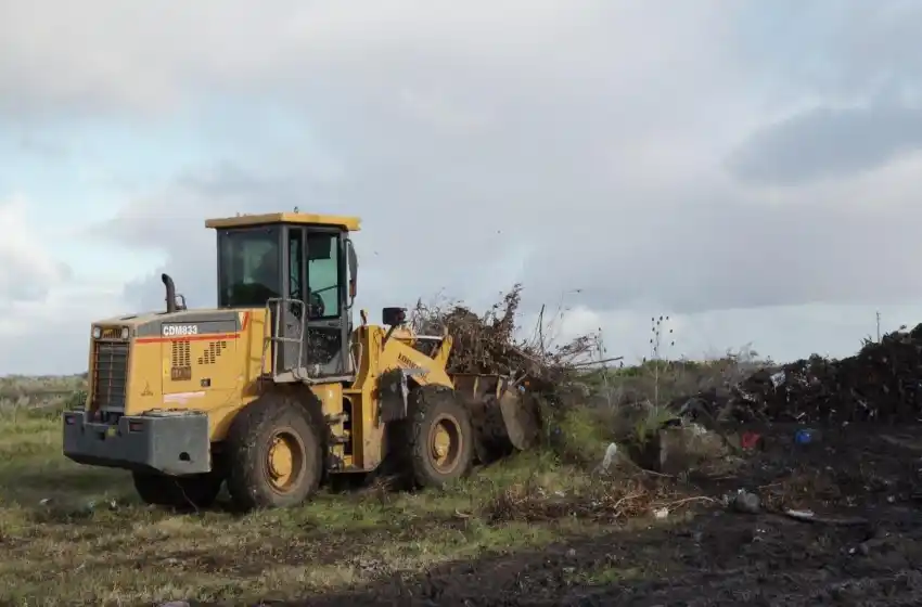 El Municipio limpió el basural a cielo abierto alrededor de los hoteles de Chapadmalal