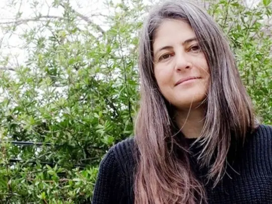 Selva Almada. Una casa sola que narra y resiste las desapariciones
