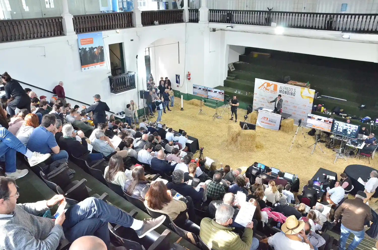 El martillo de Mondino se sumó a fiesta de Palermo