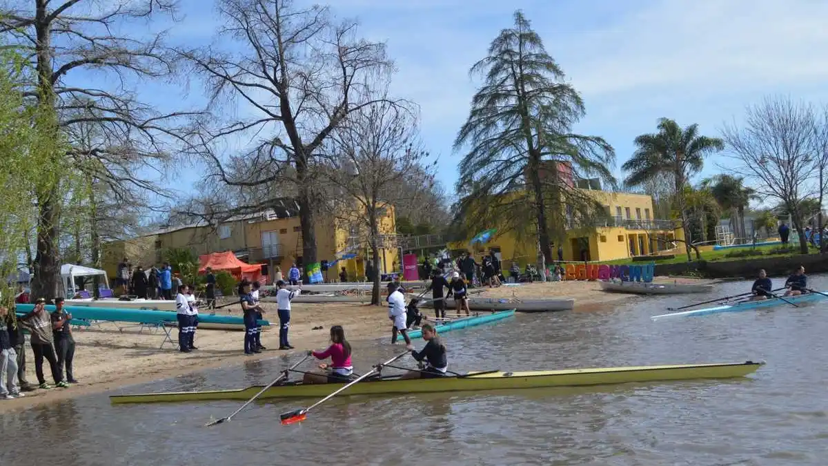 Gualeguaychú recibe una nueva fecha del Campeonato Entrerriano de Remo