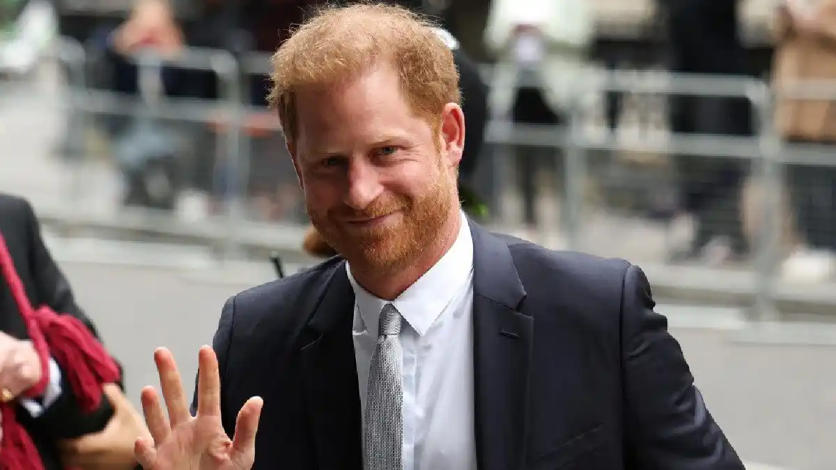 TRAS DISCULPAS por parte de The Sun: el príncipe Harry acepta un acuerdo extrajudicial