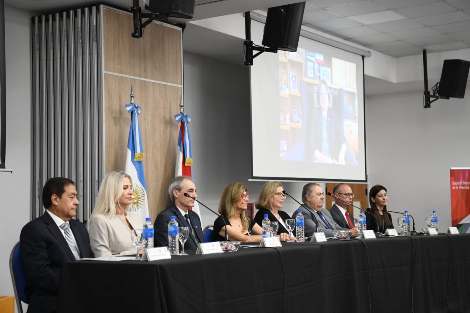 La presidenta del STJER destaca que los Jueces de Paz son el "rostro cercano de la Justicia"