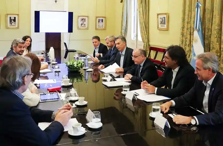 El Gobierno confirmó que mañana saldrá el decreto con el bono de fin de año