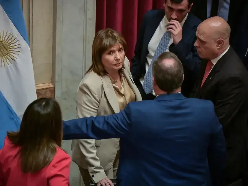 Los senadores recibieron un nuevo aumento y cobrarán $12 millones por mes