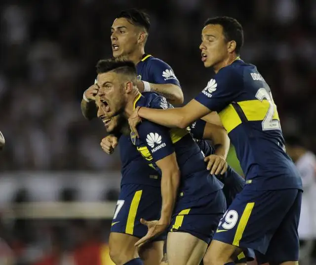 Nahitan Nández quiere ser el mejor pago de Boca o se va a Italia
