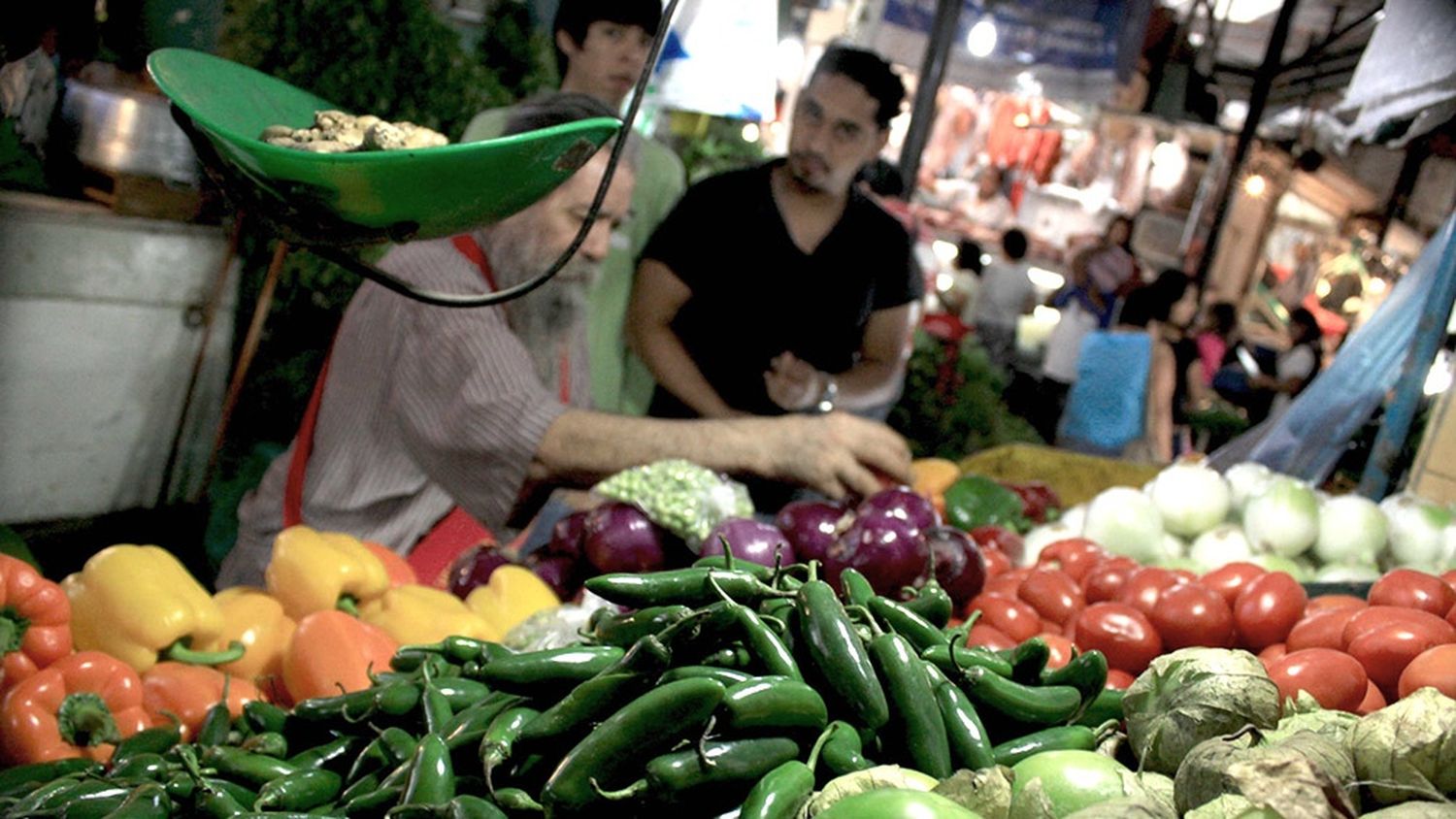 La canasta básica alimentaria subió 3,6% en junio