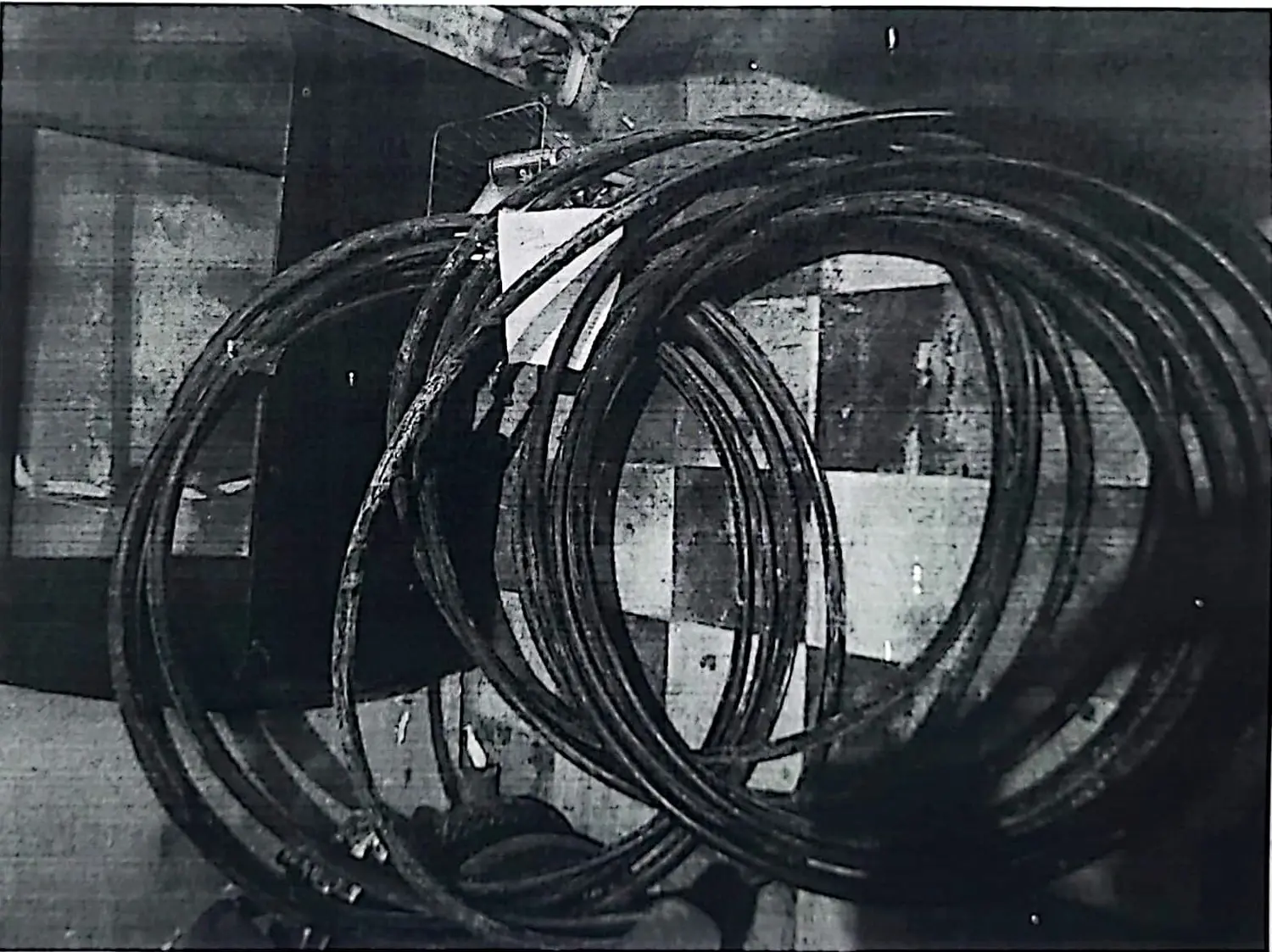 Encontraron un cable en Solís al 1400, buscan al propietario