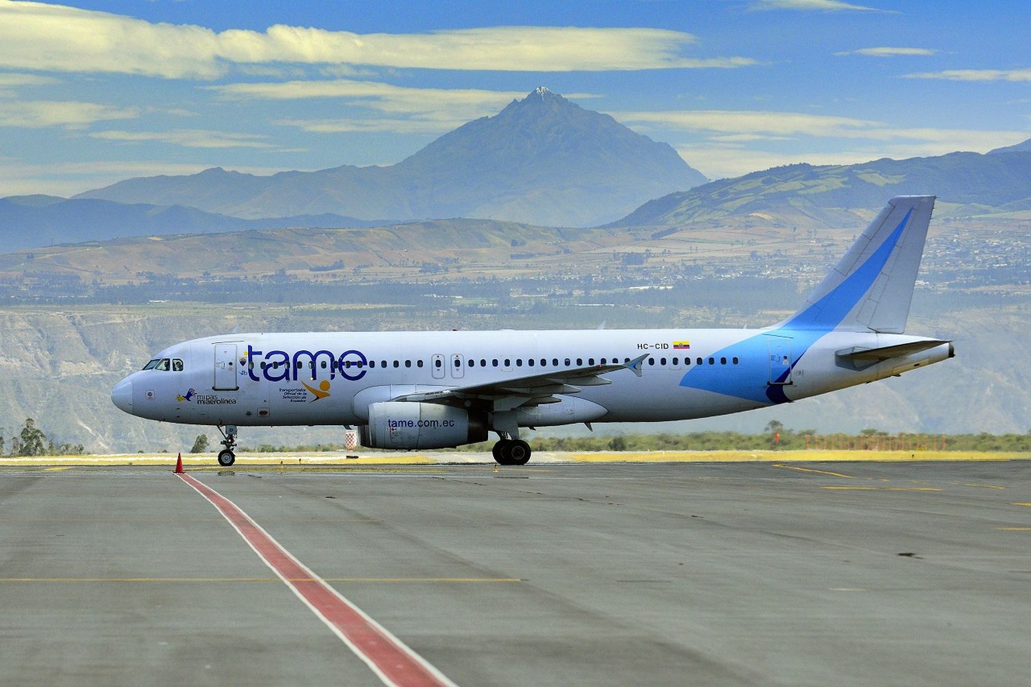 Gobierno de Ecuador liquidará la aerolínea estatal TAME