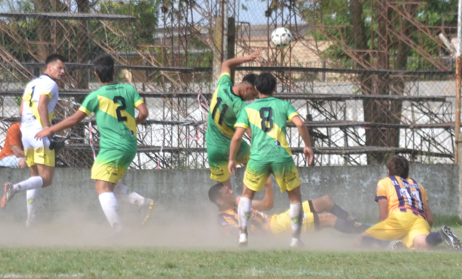 Picante sexta fecha del fútbol local 