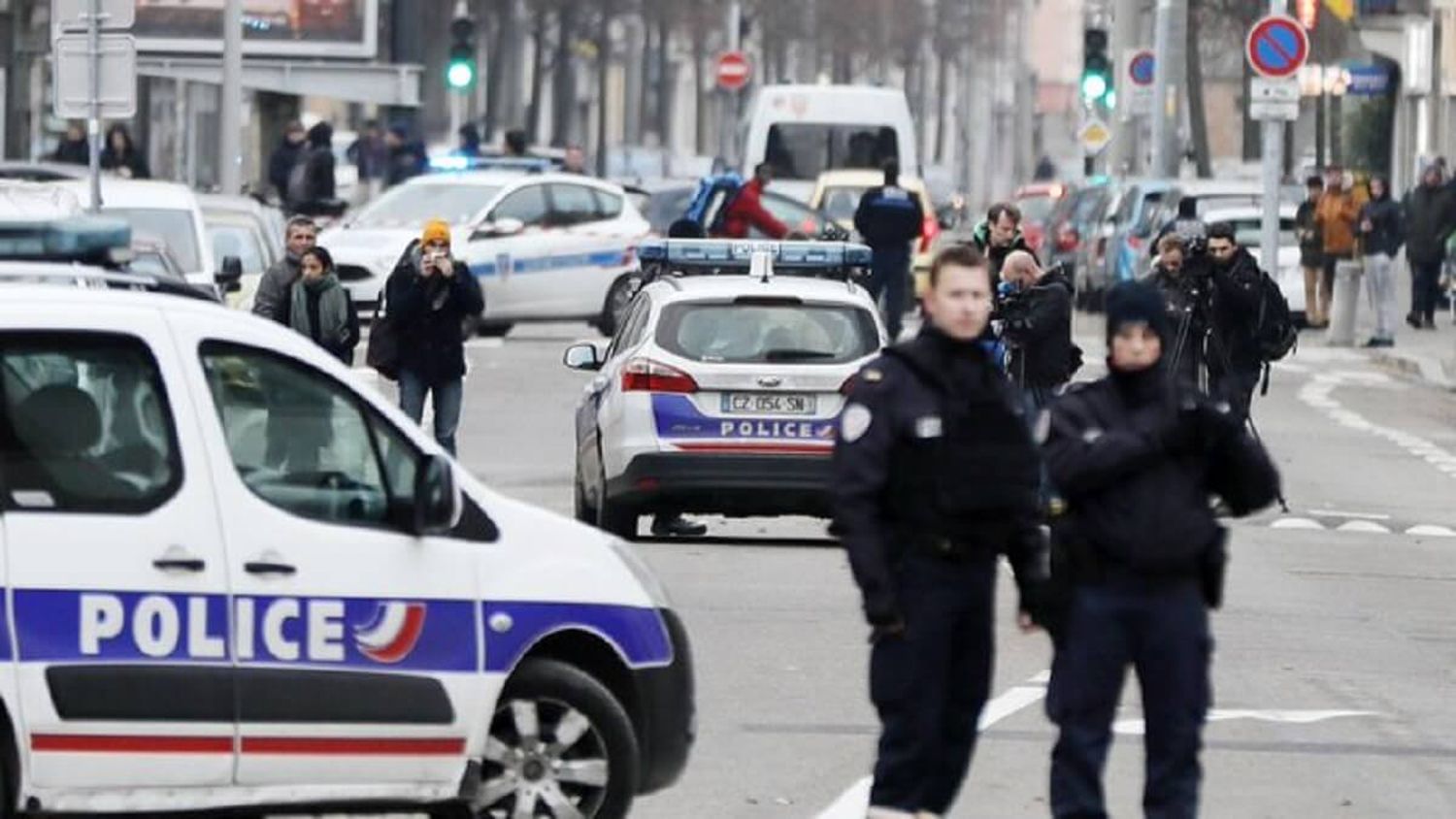 ARRESTAN A SUJETO tras ataque a  cuchillo contra varios niños en Francia