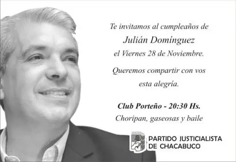 Militantes celebran el cumpleaños de Julián Domínguez