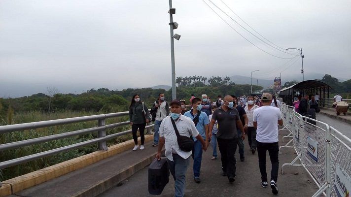 Levantar el toque de queda no significa abrir las fronteras, aclara el alcalde de San Antonio