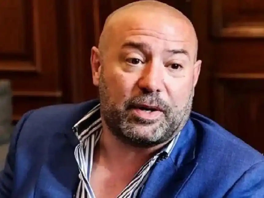 Le encontraron 80 mil dólares sin declarar a Diego Spagnuolo en una serie de allanamientos a sus propiedades y un banco.