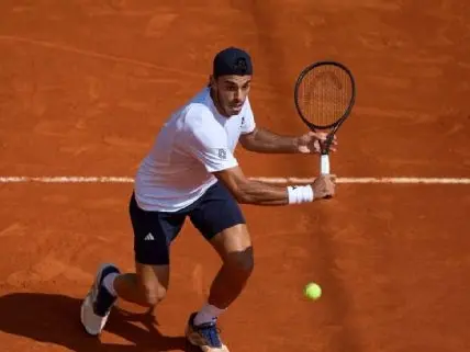 Cerúndolo se metió en los 8° de final del Madrid Open. Foto: EFE
