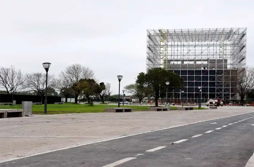 Se inaugura un nuevo parque en la zona sur de la ciudad