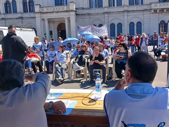 AGMER confirmó la adhesión al paro nacional docente del 14 de octubre
