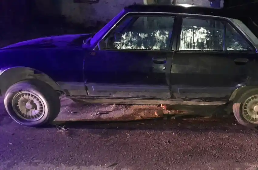 Quiso incendiar su auto, la casa de su suegro y lo amenazó de muerte