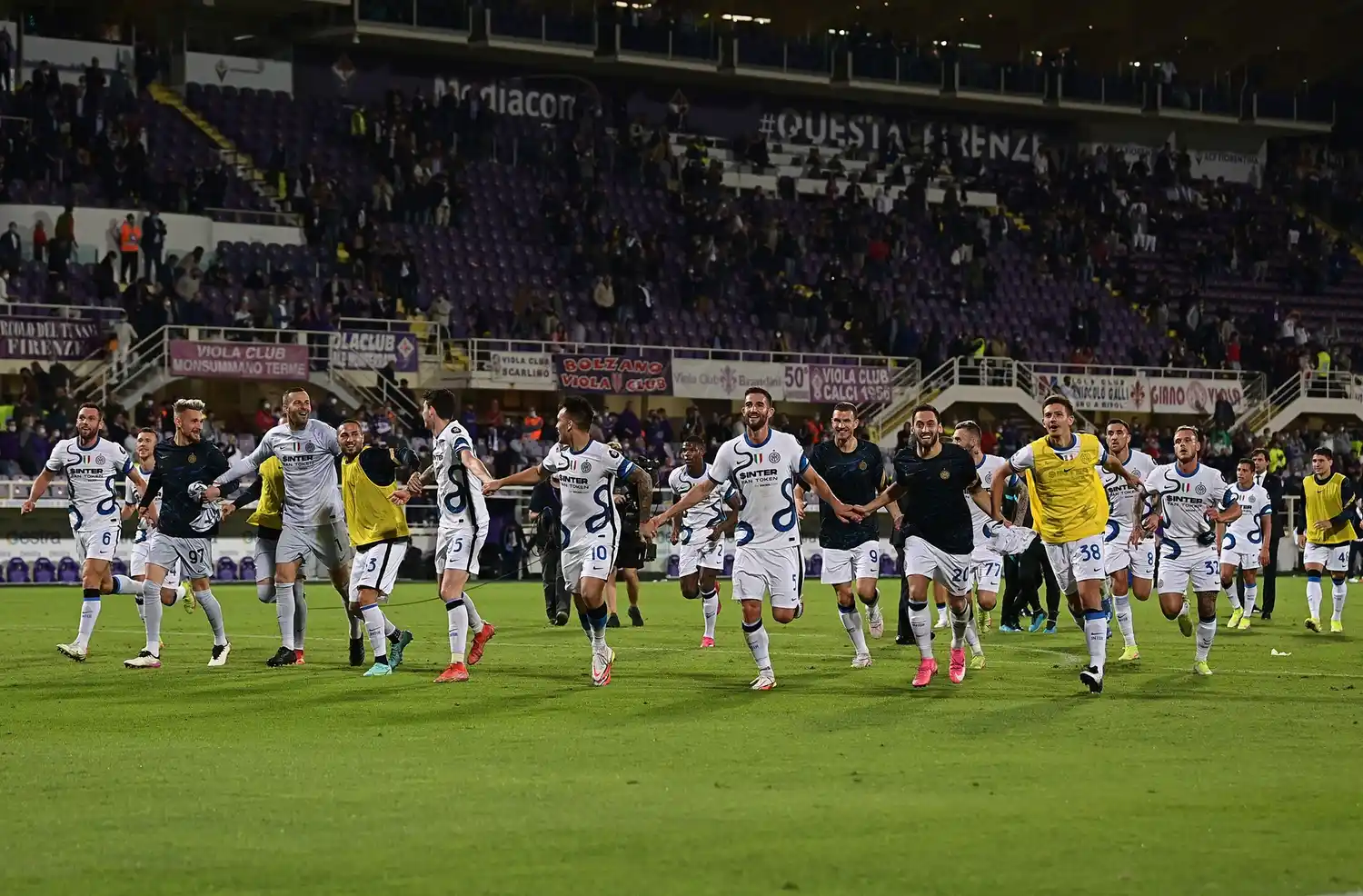 Inter lo dio vuelta y es puntero