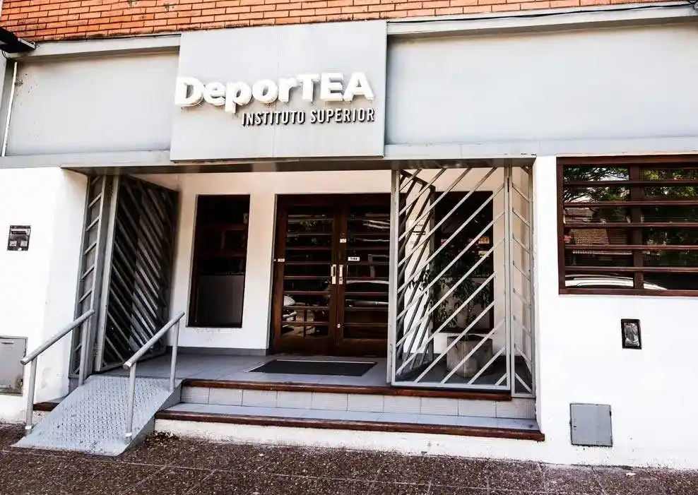 El Instituto Superior DeporTEA, dirigido por Juan Carlos Morales, celebra 30 años.