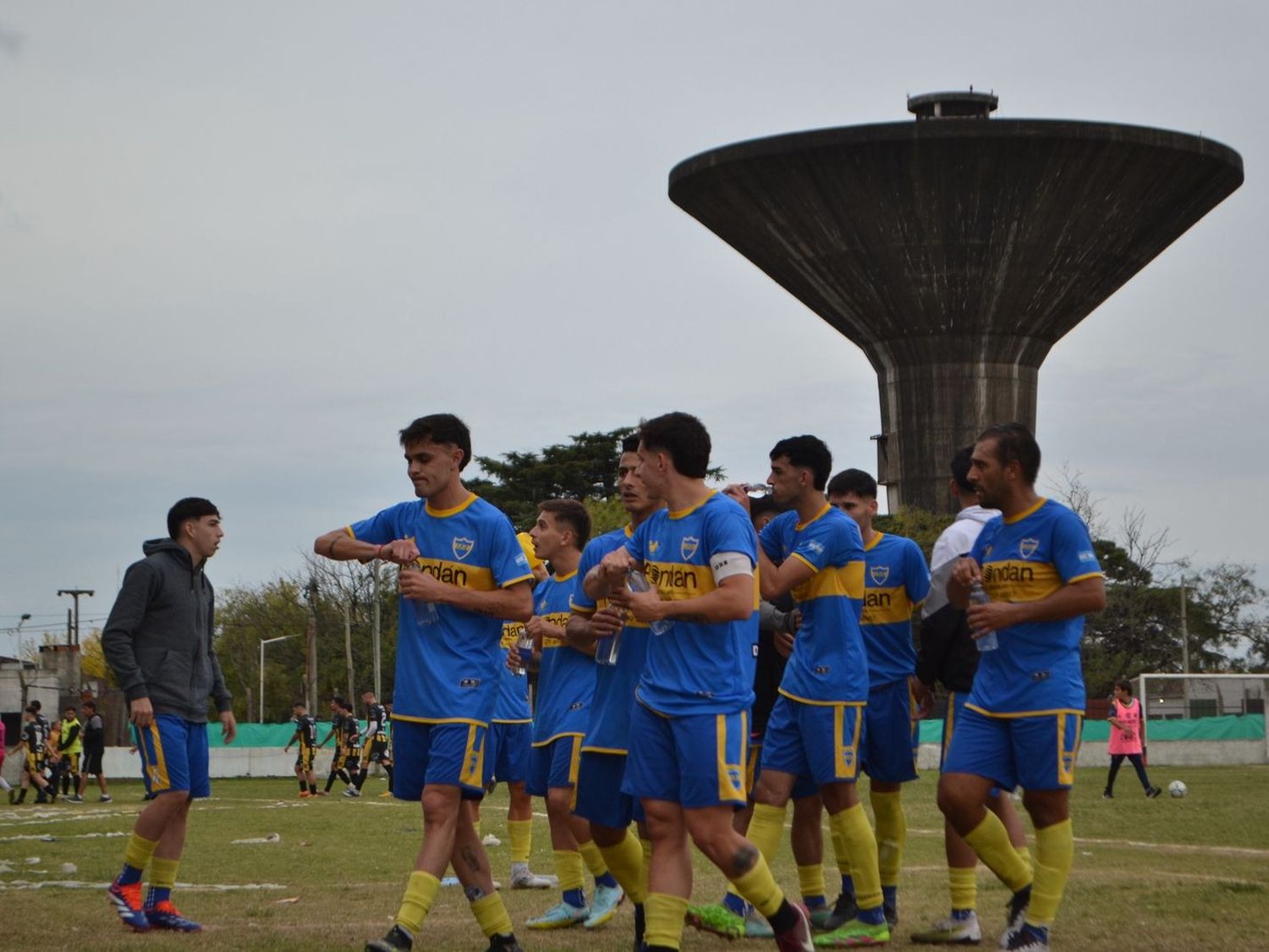 Copa de Clubes: Independencia va a Chivilcoy en busca de la final, donde espera Atlético Baradero