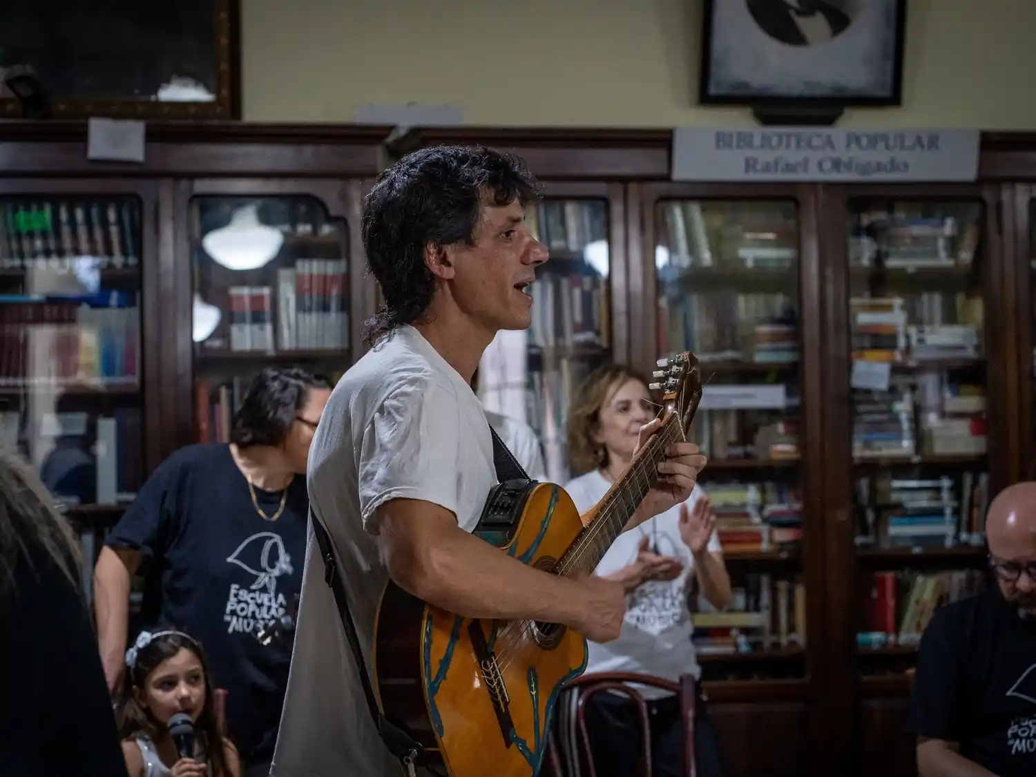 El músico presentará su nuevo single.