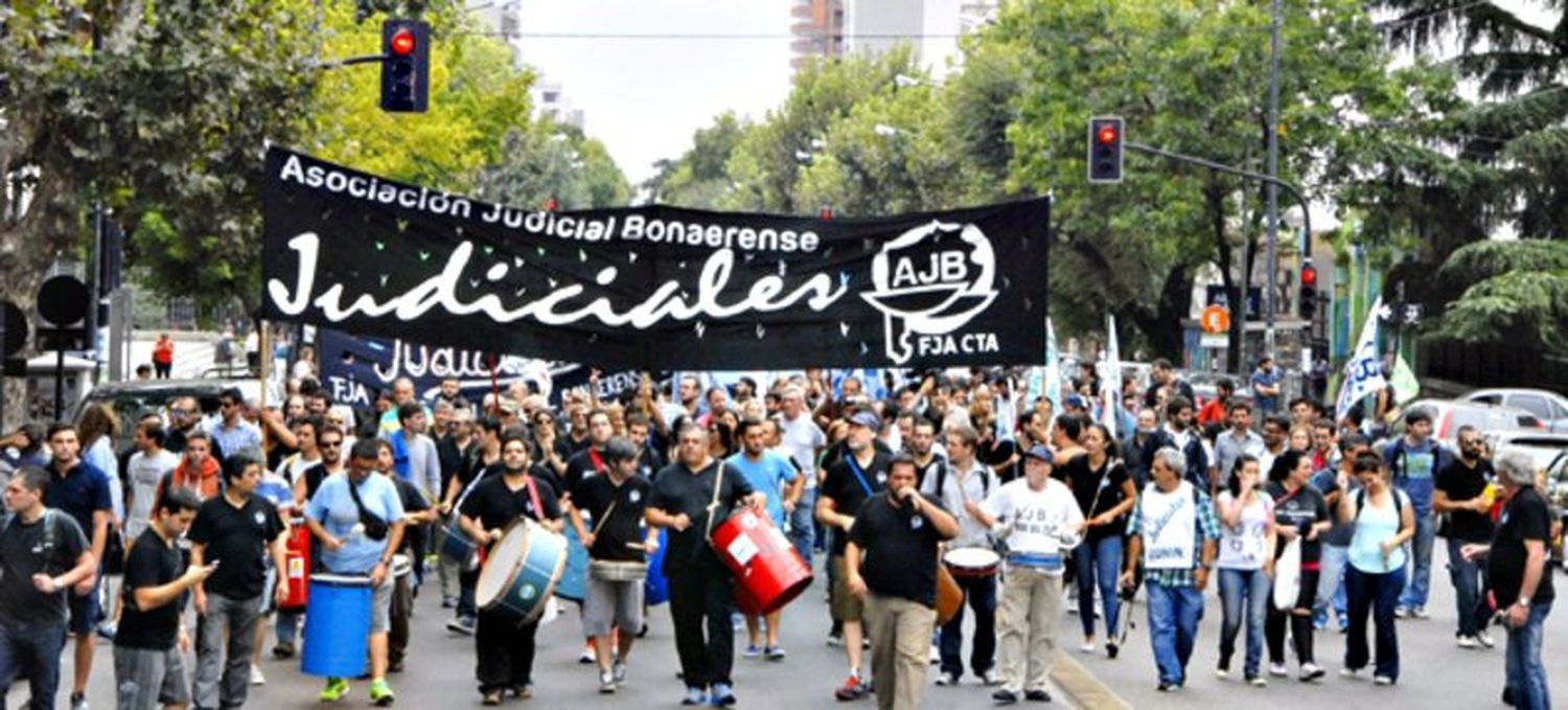 Judiciales bonaerenses: Sigue el conflicto y ratificaron dos paros para que convoquen a paritaria