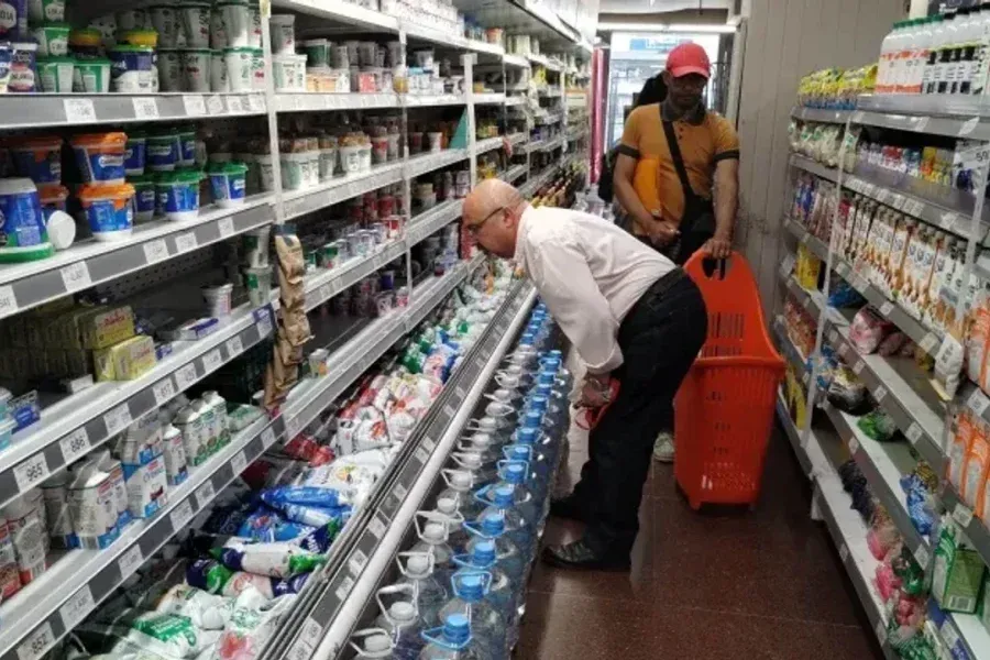 La caída en el consumo ya es inédita en los principales centros de ventas