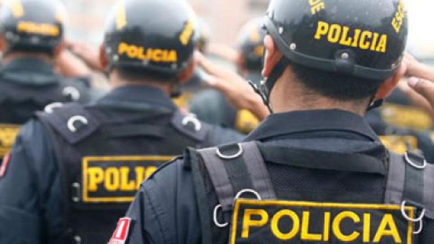 ¡HORROR EN PERÚ! Queman a dos migrantes  venezolanos tras acusarlos de matar a unos adolescentes