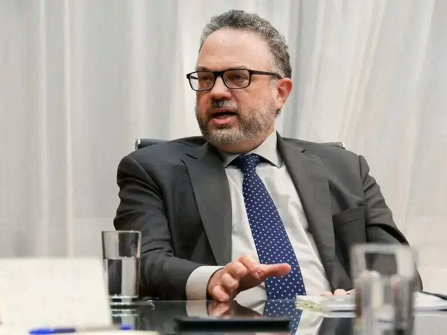 Kulfas advirtió que la situación del país “no va a mejorar si no hay un cambio de rumbo”