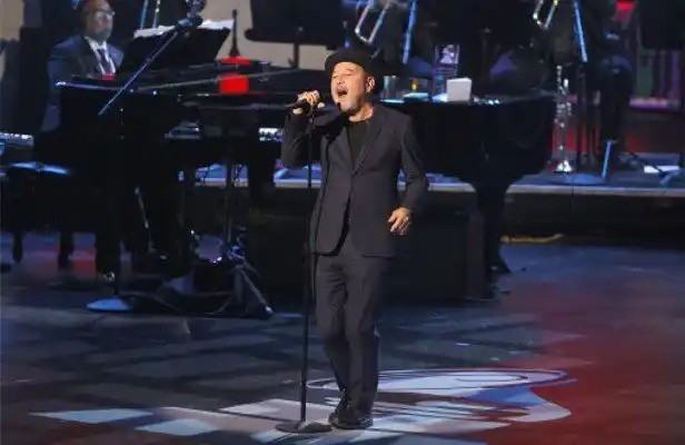 Homenajearon a Rubén Blades en los Latin Grammy