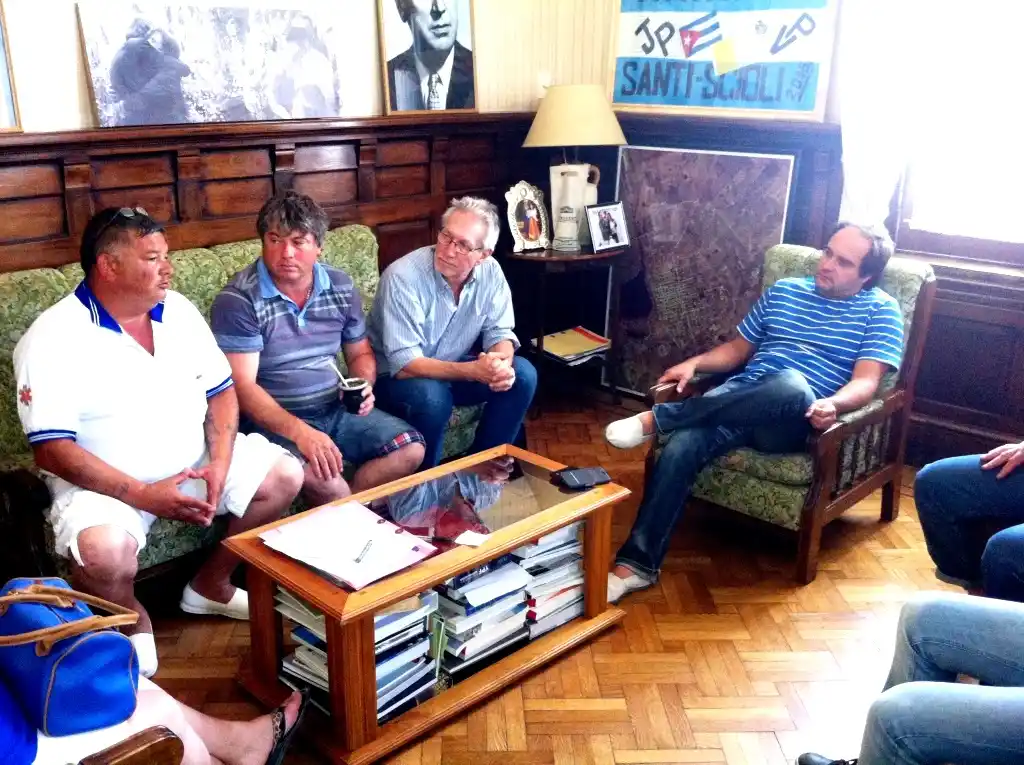 Navarro: El Intendente Maggiotti recibió al cartonero amigo del Papa